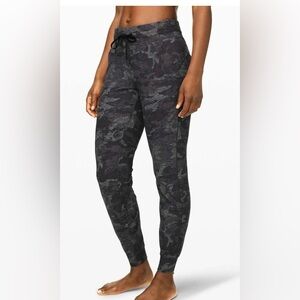 Lululemon Athletica Ready to Rulu incognito camo joggers